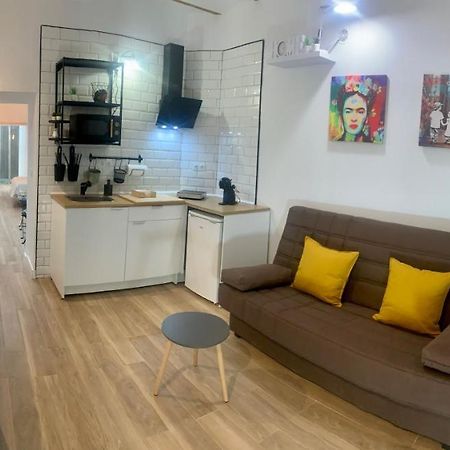 Casa Via De La Plata Appartement Caces Buitenkant foto
